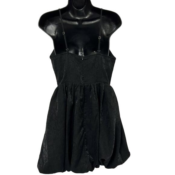 STORIA Women’s Sz S Black Jacquard Mini Dress Spaghetti Strap Bubble Hem Shimmer - Picture 9 of 15
